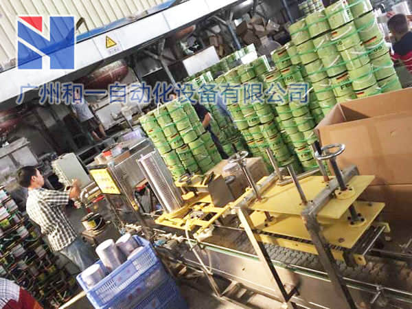 灌裝機(jī)現(xiàn)場(chǎng)案例